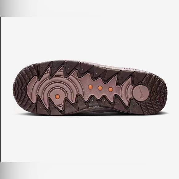 Nike Air Force 1 Wild Shoe - Picture 4 of 10